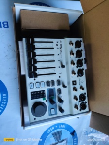 Console de mixage numérique Behringer Flow 8 neuve avec interface audio Bluetooth et USB, système audio PA, mixeurs audio - Product Image 2