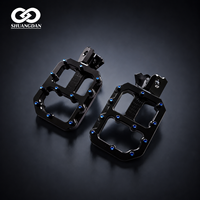 Pijakan Kaki Aluminium CNC Lebar 62mm Biru Anodized Anti-Selip dengan Layanan Logo Kustom untuk Sepeda Listrik Sur Ron Light Bee X