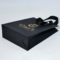 Sac en papier personnalisé imprimé avec logo, sac de shopping noir mat avec poignée en coton pour magasin de vêtements