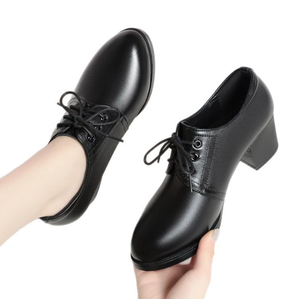 Última <span class=keywords><strong>moda</strong></span> <span class=keywords><strong>mujer</strong></span> <span class=keywords><strong>botas</strong></span> señoras tacones gruesos <span class=keywords><strong>botas</strong></span> zapatos <span class=keywords><strong>de</strong></span> <span class=keywords><strong>mujer</strong></span> - Product Image 5