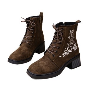Stivali da Donna Vintage Ricamati <span class=keywords><strong>con</strong></span> <span class=keywords><strong>Tacco</strong></span> Medio, Nuovi <span class=keywords><strong>Stivaletti</strong></span> Autunnali <span class=keywords><strong>con</strong></span> <span class=keywords><strong>Tacco</strong></span> Grosso e Cerniera Laterale in Camoscio, Taglie Grandi - Product Image 5