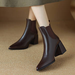 Nuevas Botas de Moda Coreanas de Piel de Oveja Genuina con Plataforma Gruesa, Punta en Pico, Estilo Slip-On, Color Sólido y Cristal - Product Image 4