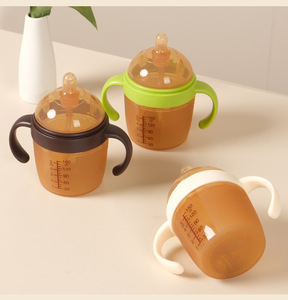 Bouteille d'alimentation <span class=keywords><strong>pour</strong></span> bébé de qualité alimentaire à vente chaude avec poignée anti-étouffement - Product Image 3