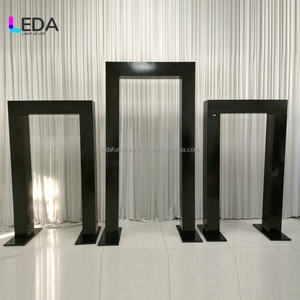 LEDA Style simple Porte en arc noir Fond de scène professionnel en métal pour décoration d'événements de mariage - Product Image 1