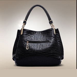 Sac à main élégant pour femme en PU imprimé crocodile avec fermeture éclair carrée, personnalisable – Offre spéciale - Product Image 3