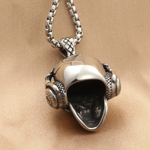 Colgante de Calavera de Acero Inoxidable con Audífonos, Collar Punk Retro para Hombre, Joyería de Moda, Cadena de 3.0*60cm Incluida - Product Image 2