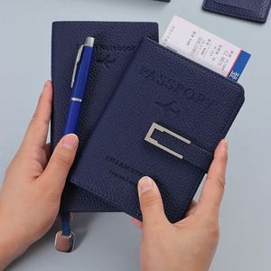 Ensemble Cadeau d'Affaires Personnalisé en Cuir PU : Étiquette de Bagage, Pochette Passeport, Carnet, Stylo Métallique, Thème Avion - Product Image 4