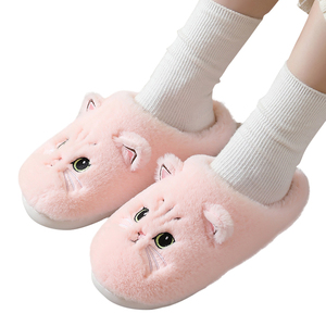 Vente en gros de chaussures d'hiver mignonnes en peluche de chat en coton pantoufles d'intérieur en peluche - Product Image 4