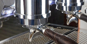 Machine à café électrique à expresso E61 en acier inoxydable italien semi-automatique à commande PID et pompe vibrante, vente en gros à prix réduit - Product Image 4