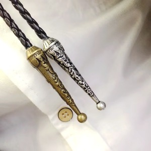 Accessori per Bolo Tie: Ciondolo in Metallo con Motivo a <span class=keywords><strong>Campanula</strong></span>, Stile Europeo e Americano con Motivo a Foglia di Acanto Vintage. - Product Image 4
