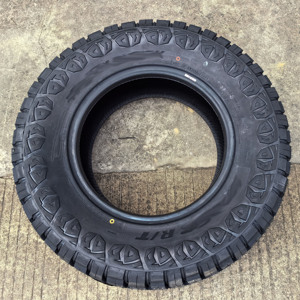 Pneus de voiture de tourisme de haute qualité pour toutes les saisons, P225/<span class=keywords><strong>70R16</strong></span> <span class=keywords><strong>P235</strong></span>/<span class=keywords><strong>70R16</strong></span> 225/70R17 XL <span class=keywords><strong>P235</strong></span>/65R17, silencieux, antidérapants, vente chaude - Product Image 3
