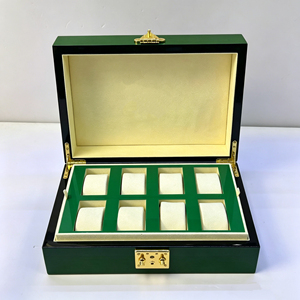 กล่องเก็บนาฬิกาไม้สีเขียวจากโรงงานโดยตรง ยี่ห้อ Green Wooden  8/10 ช่อง  รับทำโลโก้ กล่องจัดระเบียบนาฬิกาหรูสำหรับนาฬิกายี่ห้อดัง - Product Image 2