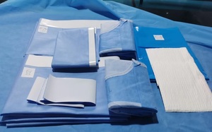 Set di Teli Chirurgici Sterili Monouso Universali, Materiali di Consumo Veterinari per Chirurgia Animale - Product Image 2