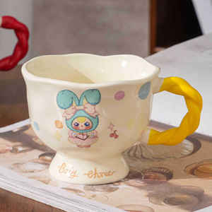 แก้วเซรามิคลายการ์ตูนเบบี้ทรีพร้อมหูจับสำหรับเด็กและใช้เป็นของขวัญ - Product Image 1