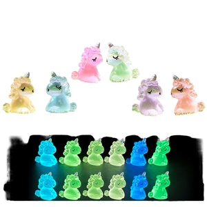 Figuras Miniatura de Unicornio Brillantes <span class=keywords><strong>en</strong></span> la Oscuridad, Manualidades de Resina, <span class=keywords><strong>Estatuas</strong></span> de Unicornio Luminosas <span class=keywords><strong>en</strong></span> 3D para Decoración de Jardín de Hadas - Product Image 1