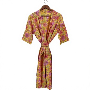 Bata floral estampada para mujer, manga larga, de poliéster suave no tejido, estilo kimono, con cierre de cordón, informal, para primavera y verano - Product Image 1