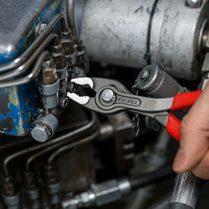 Pince à mâchoires doubles KNIPEX 82 01 150 SB avec capacité de préhension avant et latérale, avec revêtement plastique antidérapant - Product Image 5