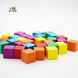 HOYE craft 50 pièces <span class=keywords><strong>arc</strong></span>-<span class=keywords><strong>en</strong></span>-<span class=keywords><strong>ciel</strong></span> blocs empilables <span class=keywords><strong>en</strong></span> bois 3 cm blocs carrés cube - Product Image 1