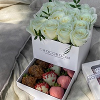 Süße Biologisch Abbaubare Einweg-Geschenkbox für Schokoladenüberzogene Erdbeeren, Lebensmittelecht, Anpassbare Starre Papierbox mit Eigenem Logo, Matt