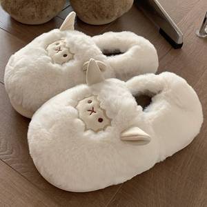 Pantoufles d'intérieur en PVC de haute qualité pour femmes, pantoufles personnalisées en peluche pour femmes avec matériaux de qualité supérieure - Product Image 5