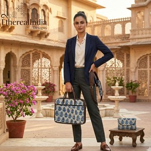 Bolso para portátil Indigo Buti, bolso de mensajero de oficina de algodón estampado a mano, bolso tote bohemio para el trabajo - Product Image 2