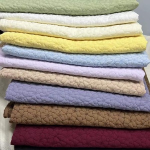 Vải Jacquard Dập Nổi Thiết Kế Họa Tiết Hoa Mận 100% Sợi Nhân Tạo Gần Sân - Product Image 3