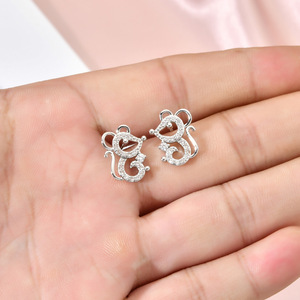 Pendientes de circonita con forma de ratón pequeño, elegantes y a la moda, estilo coreano, dulces y románticos para mujeres/niñas, venta directa de fábrica, <span class=keywords><strong>2020</strong></span> - Product Image 4