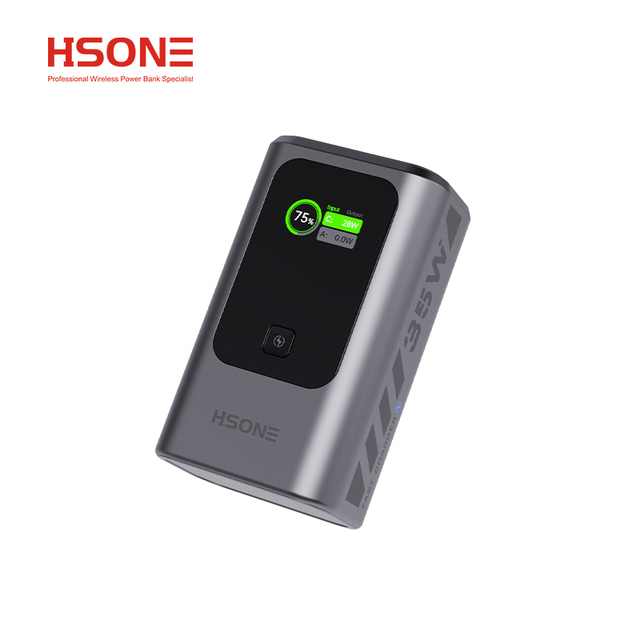 PD35W 10000mAh Aluminum Alloy Silver/Black Portable Power Bank High Capacity Fast Charge LCD Built-in Cable Type-C Output