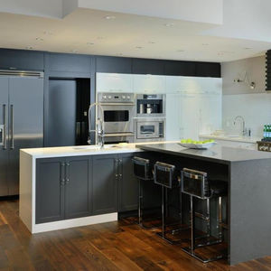 Cucina Modulare Contemporanea in Stile Italiano Personalizzabile, Isola di Lusso con Mobili da Cucina e Set Completo di Tavoli - Product Image 4