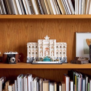 Compatible con la Serie 21062 de Construcción, Fuente de Trevi Romana, Bloques de Construcción Educativos Retro, Modelo de Plástico para Armar - Product Image 1