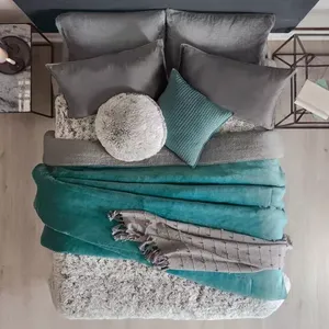 Coperta invernale turchese Ks/qs con pelle di pecora Vianney in multicolore - Product Image 4