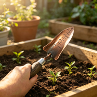 Outils de jardinage de style antique en acier inoxydable avec manche en bois de frêne, outils à main en bronze pour jardinage : truelle, repiqueuse, fourche, râteau, personnalisation