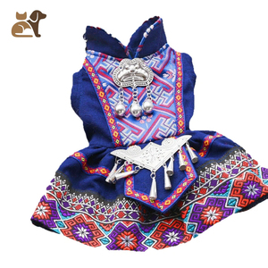 25 yeni lüks rahat dekoratif evcil köpek kıyafeti kedi giyim etnik azınlık Yao ve Miao kostümleri el-dikili - Product Image 1