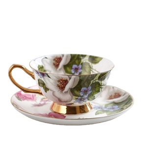 Bone china carina in ceramica tea cafe <span class=keywords><strong>tazza</strong></span> di caffè stampa fiore personalizzato di fabbrica con manico in oro logo <span class=keywords><strong>tazza</strong></span> <span class=keywords><strong>da</strong></span> tè - Product Image 6