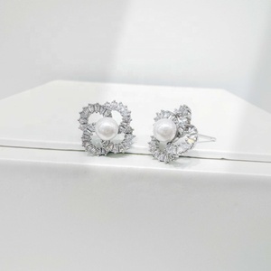 wholesale plata 925 sterling <b>silver</b> novelty ladies <b>earring</b> designer trendy dainty vintage zircon korean bow pearl <b>stud</b> <b>earrings</b> - Product Image 2