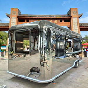 Chariot alimentaire mobile avec deux fenêtres de service et un design à arche arrondie, idéal pour la vente de collations et de boissons dans les zones touristiques - Product Image 5