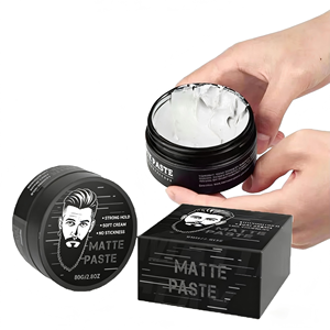 Caja Mini Personalizable con Aroma e Ingredientes OEM, Arcilla Capilar Vegana para Hombre con Ingredientes Naturales, Fijación Fuerte y Acabado Mate para Cabello Seco - Product Image 1