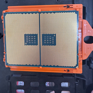 ใช้ <span class=keywords><strong>AMD</strong></span> <span class=keywords><strong>Ryzen</strong></span> <span class=keywords><strong>Threadripper</strong></span> <span class=keywords><strong>2920X</strong></span> 12-Core 24-Thread 3.5-4.3GHz STR4 180W ซีพียูเวิร์กสเตชัน - Product Image 3