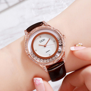 Reloj de pulsera de cuero para mujer con esfera minimalista de doble diamante de lujo, reloj clásico versátil informal para estudiantes, venta directa de fábrica. - Product Image 2
