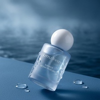 Bouteille de parfum vide en verre de haute qualité 30ml 50ml avec support pour casquette, logo personnalisé et pulvérisateur à brume fine de couleur variée