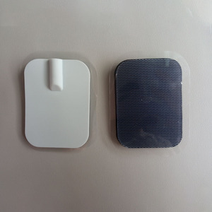 Großhandel Klebende 45*60mm Silikon-Gummi-TENS-Elektrodenpads für TENS/<span class=keywords><strong>EMS</strong></span>-Geräte, Klebende Silikonpads, TENS-Kohlenstoff-Gummi-Elektroden - Product Image 4