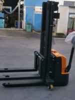 Gerbeur compact pour entrepôt à allées étroites et remise en état des rayonnages, chariot élévateur électrique 1500 kg