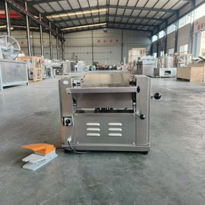 Máquina Cortadora de Carne Eléctrica Comercial, Máquina Automática para Quitar Piel de Cerdo para Carnicerías - Product Image 1