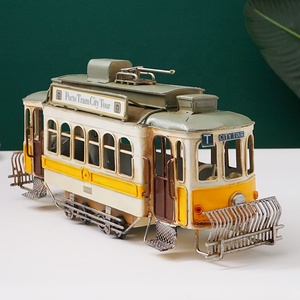 Modèle de voiture Vintage en étain fait à la main 2022 nouveau modèle de chariot jouet de ville portugaise en métal <span class=keywords><strong>artisanat</strong></span> cadeau Souvenirs touristiques - Product Image 6
