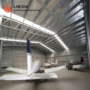 حظيرة طائرات ذات فترة واضحة ، حظيرة هيكل فولاذية مسبقة الصنع مع باب ضخم قابل للطي - Product Image 6