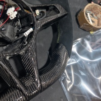 Volant personnalisé en fibre de carbone avec LED pour Alfa Romeo Giulia Stelvio 2017-2019, modification de l'intérieur de la voiture