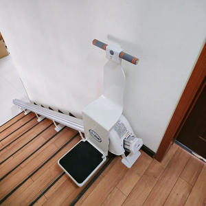 Chaise de monte-escalier droite électrique pour personnes âgées-<span class=keywords><strong>Aide</strong></span> <span class=keywords><strong>à</strong></span> l'escalade télécommandée - Product Image 4