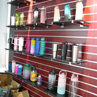Bouteille shaker de protéines vide en plastique sans BPA, avec compartiment de rangement, personnalisable avec logo, pour la gym, le fitness et le sport, idéale pour les paillettes – Vente en gros
