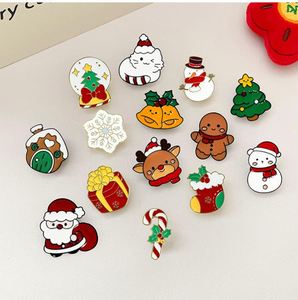 Broche Père Noël style japonais, nouveau modèle, série bonhomme de neige et chaussettes, mignon cadeau de Noël, accessoire badge, artisanat en métal émaillé - Product Image 2