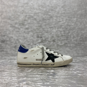 2025 Ingrosso <span class=keywords><strong>Scarpe</strong></span> Casual da Donna in Vera Pelle <span class=keywords><strong>di</strong></span> Alta Qualità Firmate alla Moda e <span class=keywords><strong>Scarpe</strong></span> Sportive da <span class=keywords><strong>Uomo</strong></span> <span class=keywords><strong>di</strong></span> Marca <span class=keywords><strong>di</strong></span> Lusso con Scatola - Product Image 3